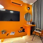 Connectin Apartman