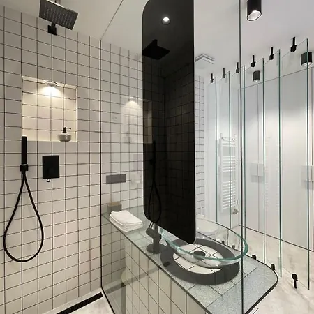 Connectin Apartman Pale